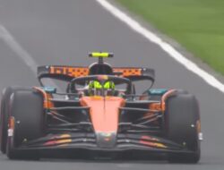 Lando Norris Pole Position GP Austalia, McLaren Start Di Posisi 1-2 GP Australia 2025