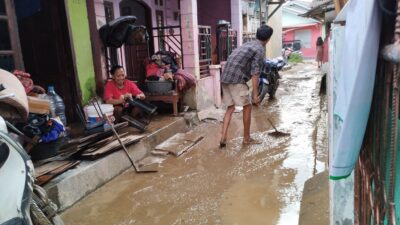 Warga Korban Banjir Di Kawasan Panjang, Harapkan Dapur Umum Dan Perbaikan Drainase