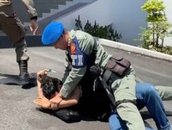 Unjuk Rasa Menuntut Penyelesaian Persoalan Banjir Diwarnai Aksi Brutal Pol PP Bandar Lampung