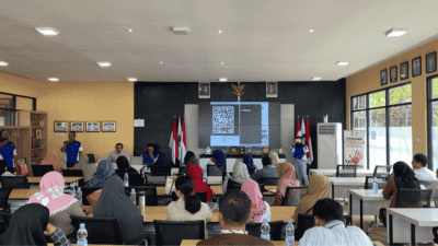 Ekonomi Lesu, Solusinya Konten : UMKM Sidoarjo Diajari TikTok Affiliate Dan TikTok Go