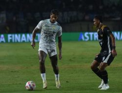 Piala Presiden 2025 : Persib Bandung Ditahan Imbang Dewa United