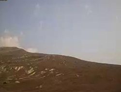 Gunung Anak Krakatau Waspada, Masyarakat Diminta Jauhi Radius 2 KM Dari Kawah Aktif