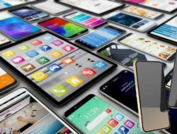 Ini Cara Tepat Membersihkan dan Merawat Layar Smartphone Agar Tetap Mulus Dan Bebas Gores