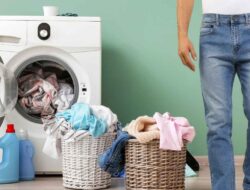 Ini 7 Cara Mencuci Celana Jeans Agar Warnanya Tidak Cepat Pudar
