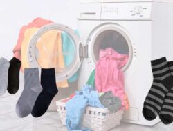 Ini Cara Mencuci Kaus Kaki Yang Benar Agar Bersih Dan Awet
