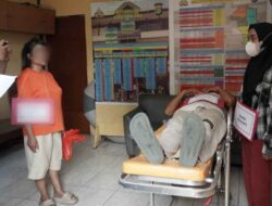 Cemburu Buta Berujung Tragis, Polsek Kebon Jeruk Rekonstruksi Kasus Penganiayaan Suami oleh Istri Sendiri