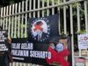 Menggugat Gelar Pahlawan Nasional Untuk Soeharto