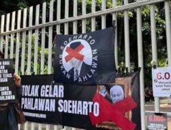 Menggugat Gelar Pahlawan Nasional Untuk Soeharto