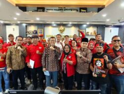 Massa Unjuk Rasa Nasional Konfederasi KASBI, Sampaikan Usulan Dan Pengaduan Buruh Ke BAM DPR RI