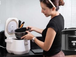 Yuk, Kenali Cara Menjaga Nasi di Magic Com Tidak Mudah Basi