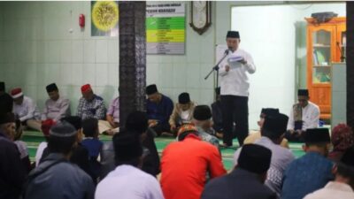 Wabup Lampung Barat Safari Ramadan di Sukau, Masyarakat Keluhan Jalan Rusak