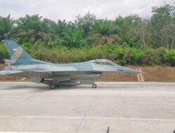F-16 Dan Super Tucano Sukses Mendarat Dan Lepas Landas Di Jalan Tol