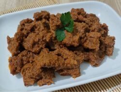 Rendang: Filosofi Kesabaran dalam Hidangan Terlezat Dunia