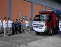 Jelang Lebaran, Bulog Lampung Salurkan Bantuan Pangan