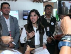 Tinjau Bandara Ngurah Rai, Menkomdigi Pastikan Akses Telekomunikasi Mudik 2026 Lancar dan Aman