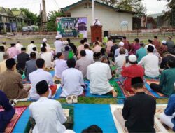Lapangan Kompi Senapan B TWEJ, Dipadati Jamaah Shalat Id