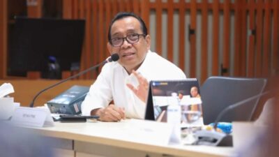 Pemerintah Resmi Batalkan Rencana Sekolah Daring