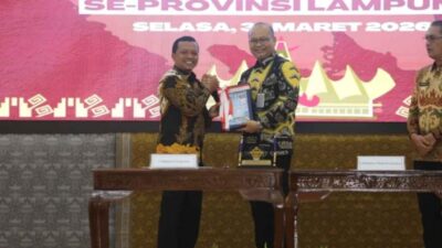 Bupati Pringsewu Serahkan LKPD 2025 Ke BPK RI