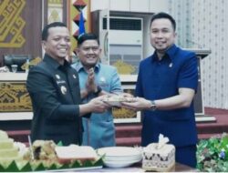 Bupati Pringsewu Tekan Peran Ekonomi hingga Sosial Dalam Raperda Pesantren