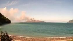 Gunung Anak Krakatau Erupsi Naik Dari Level II Menjadi Level III Siaga